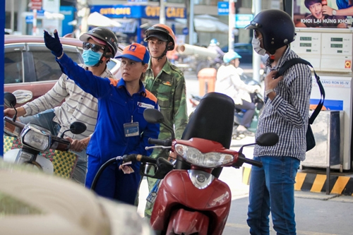 Việt Nam có thể nhập khẩu xăng dầu từ Malaysia với giá 13.000 đồng/lít?